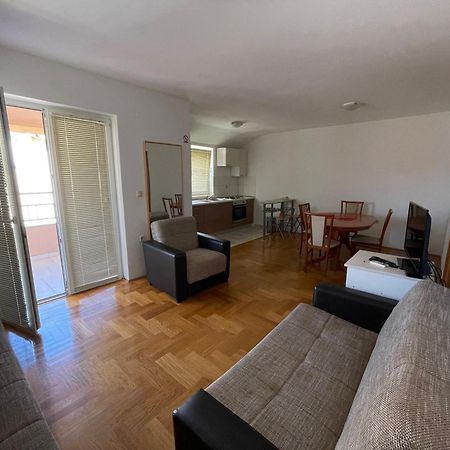 Apartments Dunja مالينسكا المظهر الخارجي الصورة